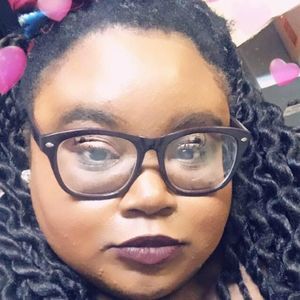 Meet your Posher, Vivian